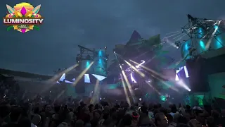 Perasma - Swing 2 Harmony (Yelow Remix) played by Bryan Kearney at Luminosity 2022