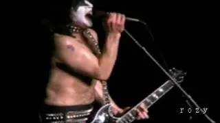 KISS - I Was Made For Lovin' You - Tokyo 2004 (1st Night) - Rock The Nation Tour