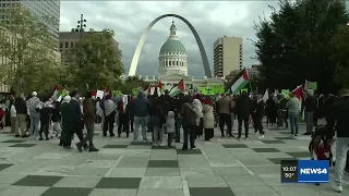 St. Louis region shows support for both sides of Middle East conflict