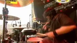 papa roach - between angels & insects download festival 05 pro shot