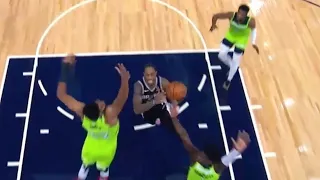 Demar DeRozan acrobatic shot