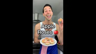 You only need 2 apples to make this easy dessert! APPLE ROSES 😍🍎🍎 #shorts