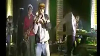 DUB PISTOLS RUNNING FROM THE THOUGHTS (LIVE ON CANAL+)