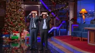 Jonathan Groff Teaches Stephen His King George Walk