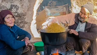 Old lovers rural style recipe in a cave | Village life Afghanistan