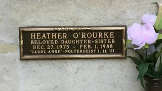 Famous Grave - POLTERGEIST'S Heather O'Rourke - Westwood Village Memorial Park, CA