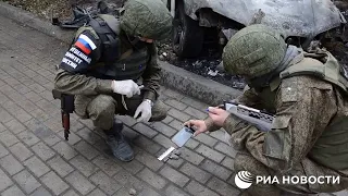 в Донецке Следователи работают на местах ночных обстрелов