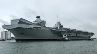 Aircraft carrier HMS Queen Elizabeth goes for repairs in Scotland ⚓️ 🇬🇧