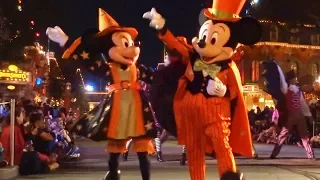 Frightfully Fun Parade FULL SHOW 2017 from Mickey's Halloween Party at Disneyland