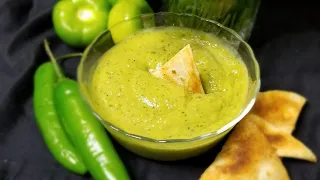 How to make TOMATILLO AVOCADO SALSA! ❤