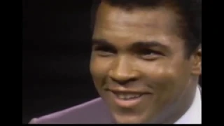 MUHAMMAD ALI - interview 1974/02/19 - Day At Night