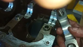como colocar a posição das bronzina certa do motores em geral na hora da montagem do motor