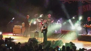 Aaron Lewis covering Everlong