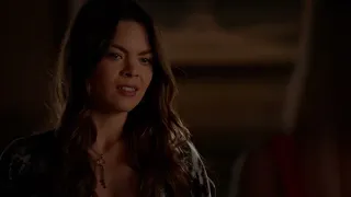 Nora Upsets Mary Louise And She Hurts A Guy - The Vampire Diaries 7x04 Scene
