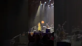 Lauren Daigle- hold onto me. Live at Ryman Auditorium. Nashville, TN 04/30/21