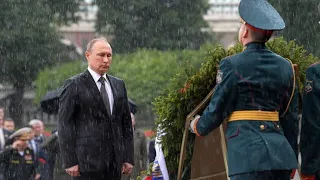VLADIMIR PUTIN: The People's President | Soviet Anthem shows Putin Style ||