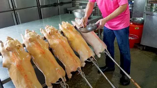 Visual Impacting Process ! Crispy Roast Suckling Pig Making - Hong Kong Street Food