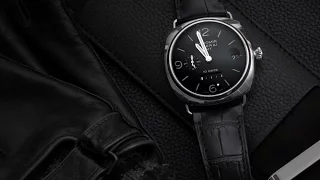 REVIEW: Panerai Radiomir 00235 / 235 10 Day GMT in White Gold with in-house p.2003 Movement