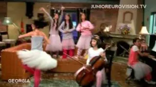 Georgia: Princesses singing Blue Bird /Junior Eurovision Song Contest 2009