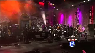 Daryl Hall with The Roots - "I Can't Go For That (No Can Do)" - Live in Philly July 4 2012