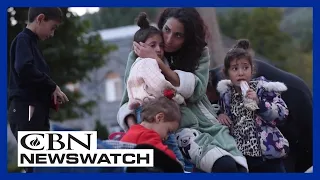 100,000+ Refugees Flee in Massive Exodus | CBN NewsWatch - October 2, 2023
