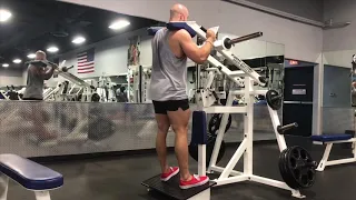 14 exercises on the lever squat machine