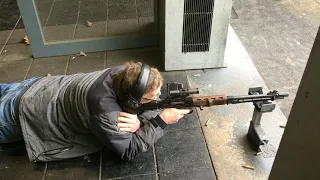 Shooting an original FG42