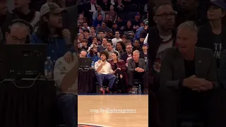 Selena Gomez with Benny Blanco at Madison Square Garden in New York City 🏀💑 #selenagomez