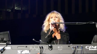 Lindsey Buckingham & Christine Mcvie - Hold Me  June 23 2017 Nashville