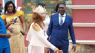 Joe Mettle's Father and family Arrive at their son's wedding💞