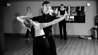 Slow Waltz Practice - Danceclub Szczecin