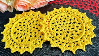 Crochet coaster for a cup or glass