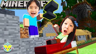 Ryan Teaches Mommy how to play MINECRAFT!