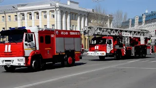 День пожарной охраны. Проезд колонны пожарных машин.