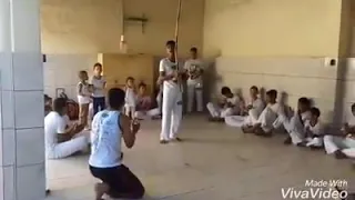 Projeto Ginga Comunidade/ Elástico depois da Escola 2 apresentação colégio Ressurreição PEDRA AZUL M