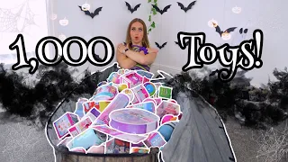 I FILLED A *SPOOKY COFFIN* WITH 1,000 MYSTERY TOYS!!!😱⚰️👻⁉️ (LUCKY DIP CHALLENGE!😰) | Rhia Official♡