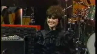 Linda Ronstadt GET CLOSER '83 (2/4)