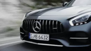 2017 Mercedes-AMG GT C Roadster trailer