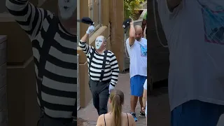 The helicopter 😂 Tom mime SeaWorld #seaworldmime #seaworld #funny #seaworldorlando #tomthemime