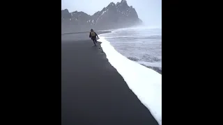 Черные пляжи. Исландия 🇮🇸 Один огромный протяженный песчаный пляж с черным вулканическим песком