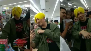 VICE GANDA NAKIPAG SIKSIKAN SA MGA MAMIMILI SA SM MEGA MALL 2