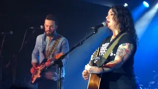 Ashley McBryde & Ryan Kinder - I Can’t Make You Love Me - Live in London 2018