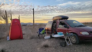 DITL Minivan Boondocking In The Desert | How I do dishes and joining a coffee group at my camp.