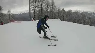 Инвалид без ноги первый раз стал на горную лыжу