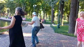 Харьков,танцы у Озера,"Первое лето без него"