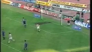 Bari   Juventus 0 1 1998 1999