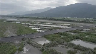 Taiwan Earthquake causes bridge to collapse