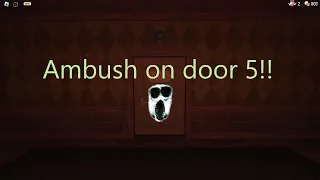 Ambush on DOOR 5!!! (Roblox doors)