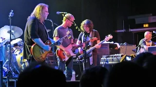 GOV'T MULE & KENNY WAYNE SHEPHERD ( Parts of Concert ) au TRIANON à PARIS le 09 07 2012