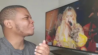 Kelly Clarkson - "Mine" Stripped Belasco (REACTION)